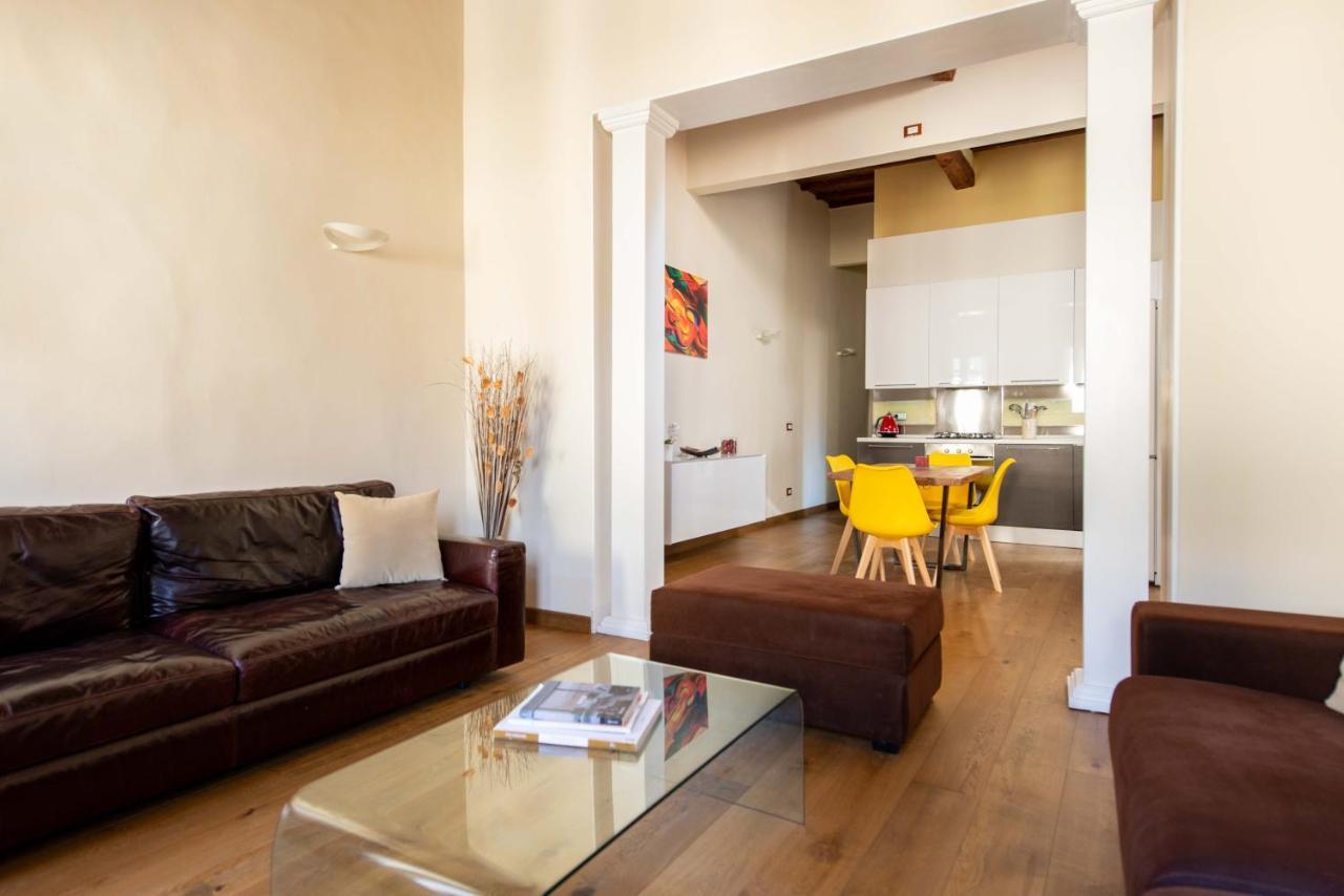 Modern, Bright Near Boboli Gardens & Santo Spirito - Homeunity Флоренция Экстерьер фото